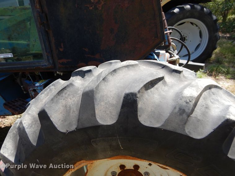 image for item HV9225 1989 Ford Versatile 276  4WD bi-directional tractor