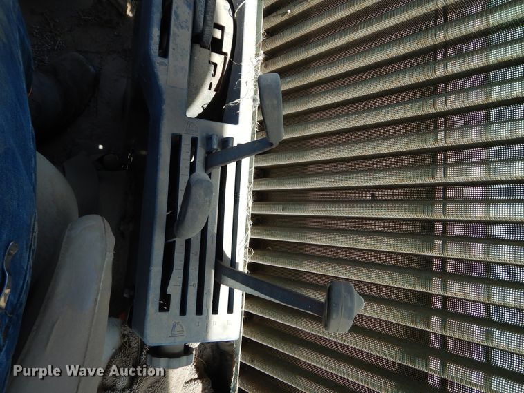 image for item HV9226 1973 John Deere 4430  tractor