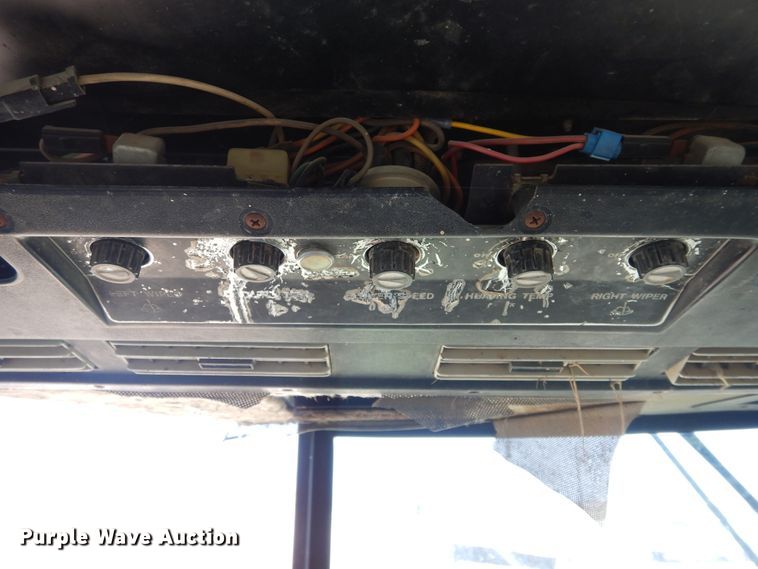 image for item HV9226 1973 John Deere 4430  tractor