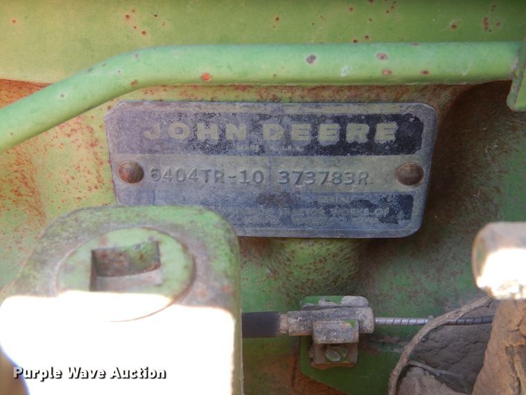 image for item HV9226 1973 John Deere 4430  tractor