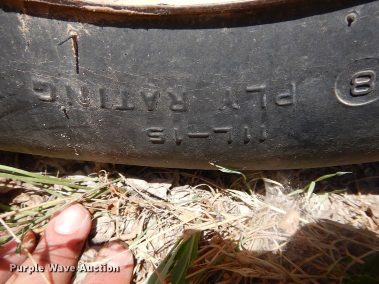 image for item HV9226 1973 John Deere 4430  tractor