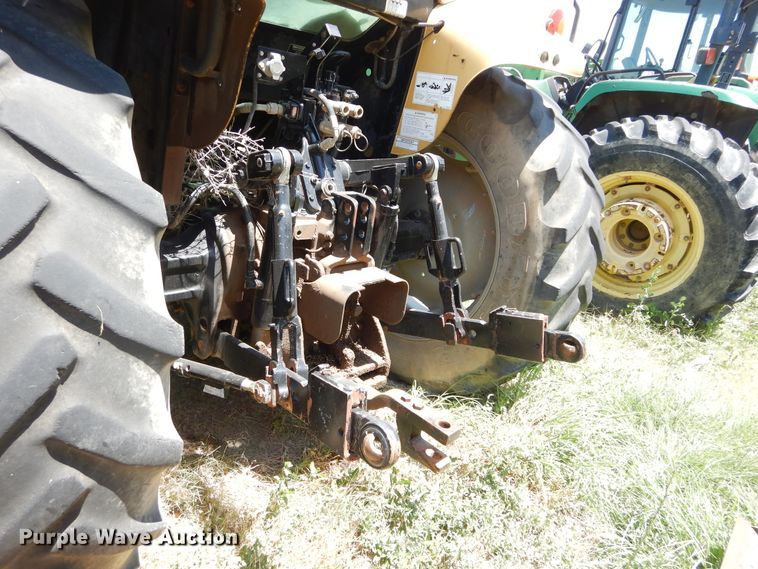 image for item HV9229 2005 Challenger MT465B  MFWD tractor