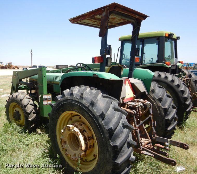 image for item HV9231 John Deere 5500  MFWD tractor