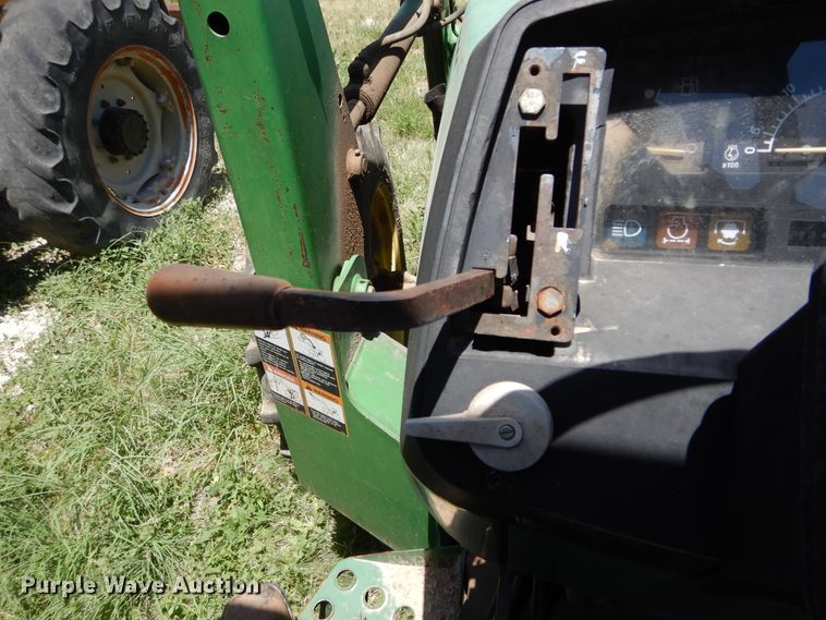 image for item HV9231 John Deere 5500  MFWD tractor