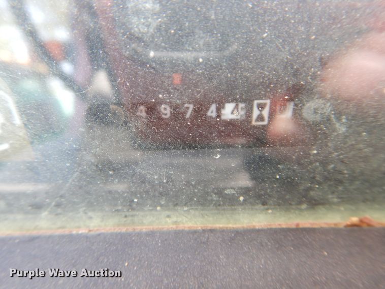 image for item HV9231 John Deere 5500  MFWD tractor