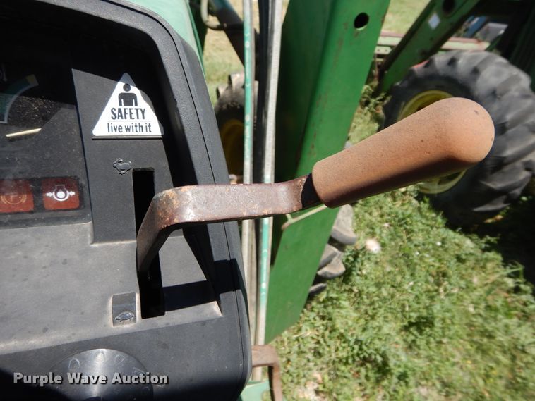 image for item HV9231 John Deere 5500  MFWD tractor