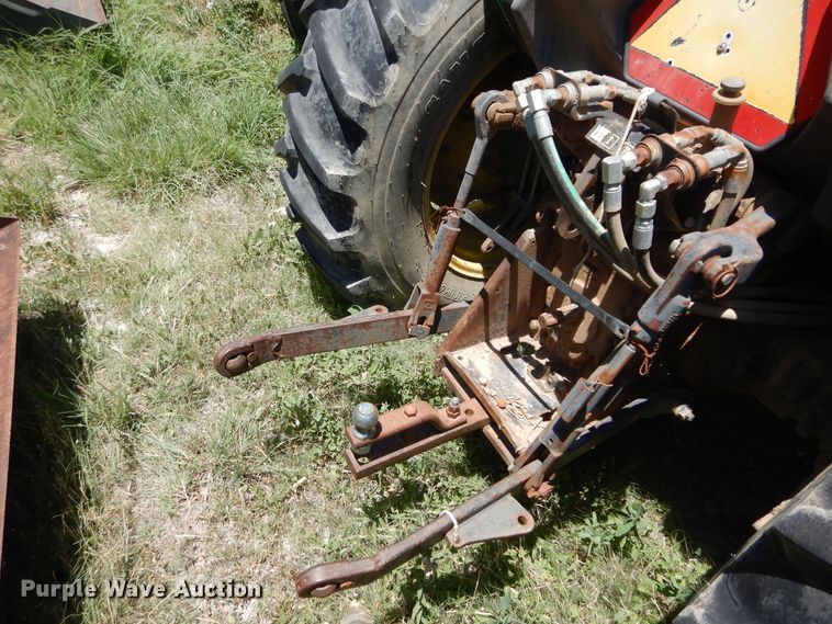 image for item HV9231 John Deere 5500  MFWD tractor