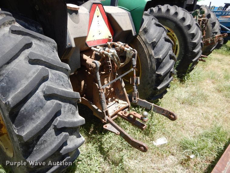 image for item HV9231 John Deere 5500  MFWD tractor