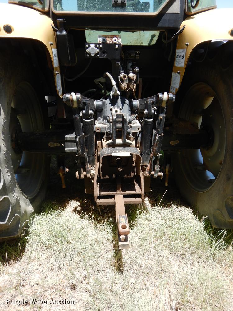 image for item HV9232 2004 Challenger MT465B  MFWD tractor