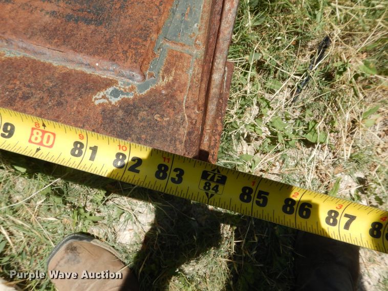 image for item HV9232 2004 Challenger MT465B  MFWD tractor