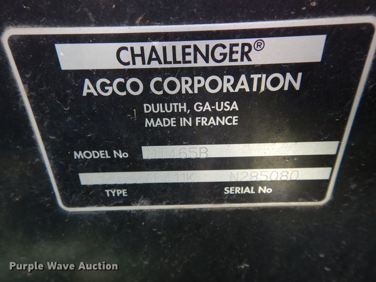 image for item HV9232 2004 Challenger MT465B  MFWD tractor