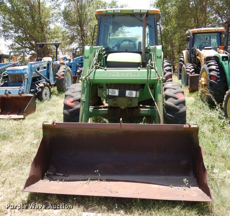 image for item HV9233 1996 John Deere 6400  tractor