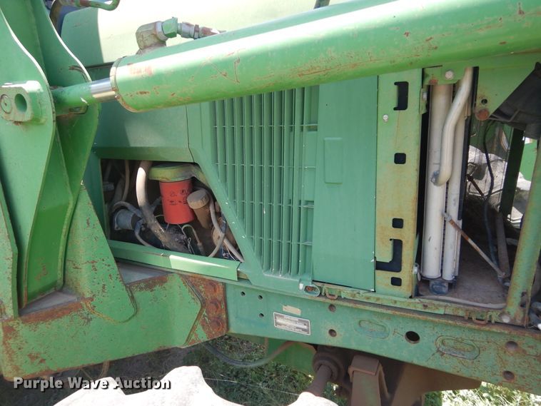 image for item HV9233 1996 John Deere 6400  tractor