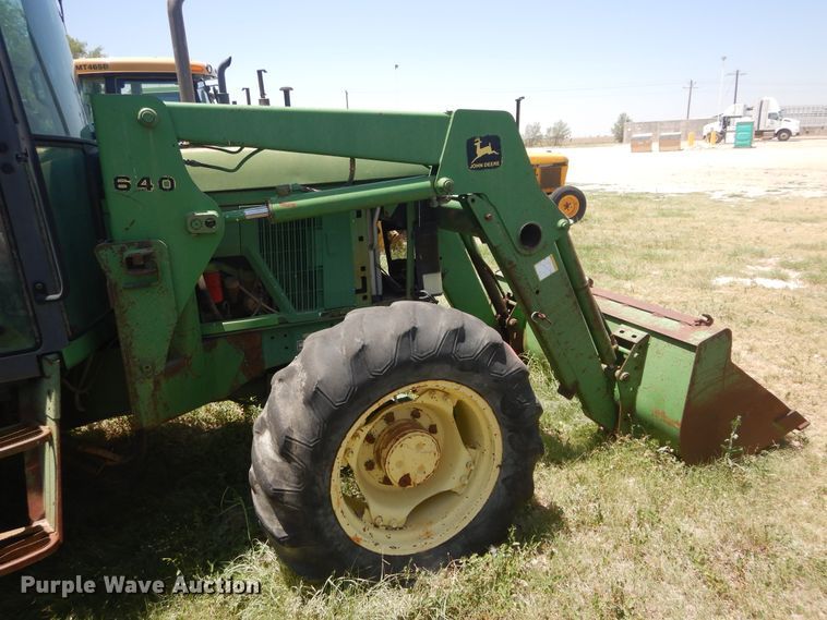 image for item HV9233 1996 John Deere 6400  tractor
