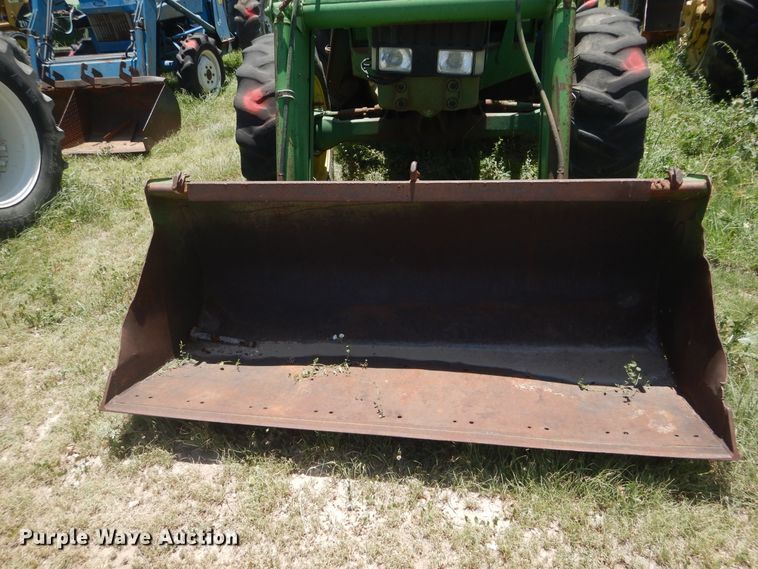 image for item HV9233 1996 John Deere 6400  tractor