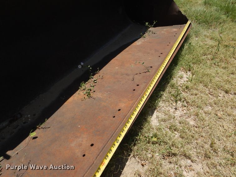 image for item HV9233 1996 John Deere 6400  tractor