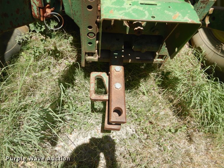 image for item HV9233 1996 John Deere 6400  tractor