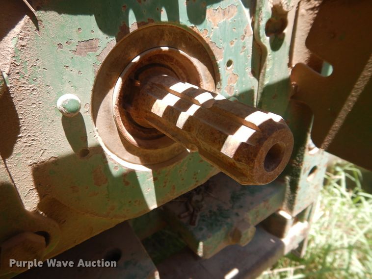 image for item HV9233 1996 John Deere 6400  tractor