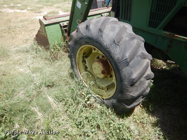 image for item HV9233 1996 John Deere 6400  tractor