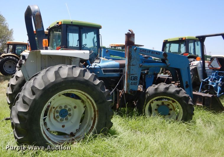 image for item HV9236 Ford  tractor