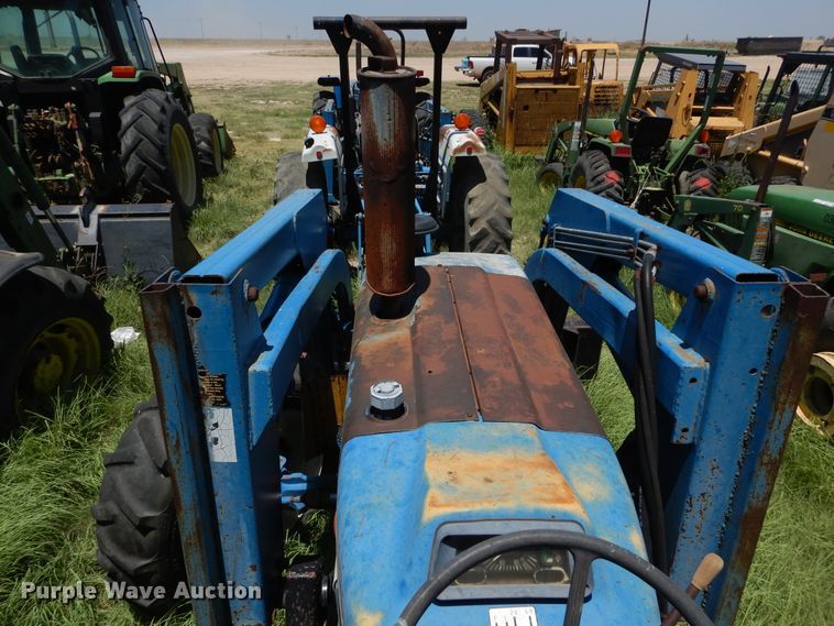 image for item HV9236 Ford  tractor