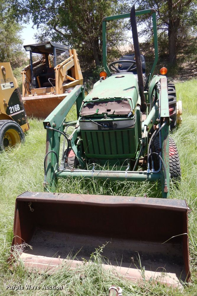 image for item HV9237 John Deere 770  tractor