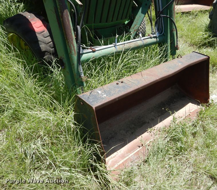 image for item HV9237 John Deere 770  tractor