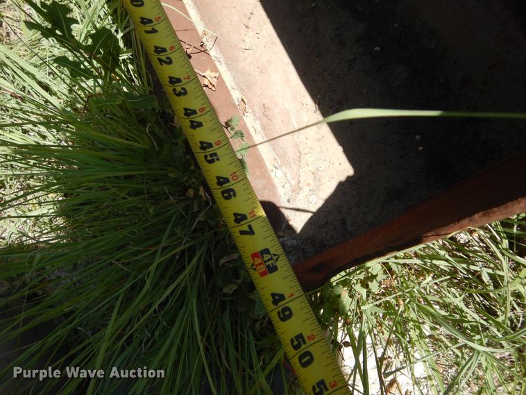 image for item HV9237 John Deere 770  tractor