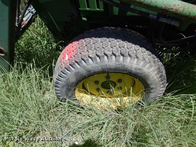 image for item HV9237 John Deere 770  tractor