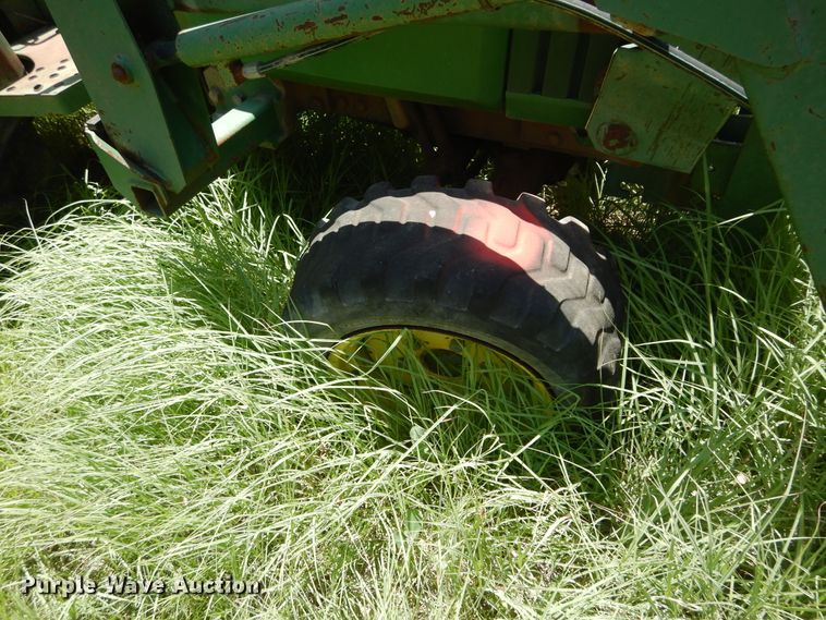 image for item HV9237 John Deere 770  tractor