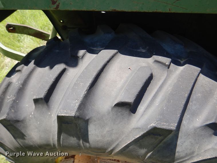 image for item HV9237 John Deere 770  tractor