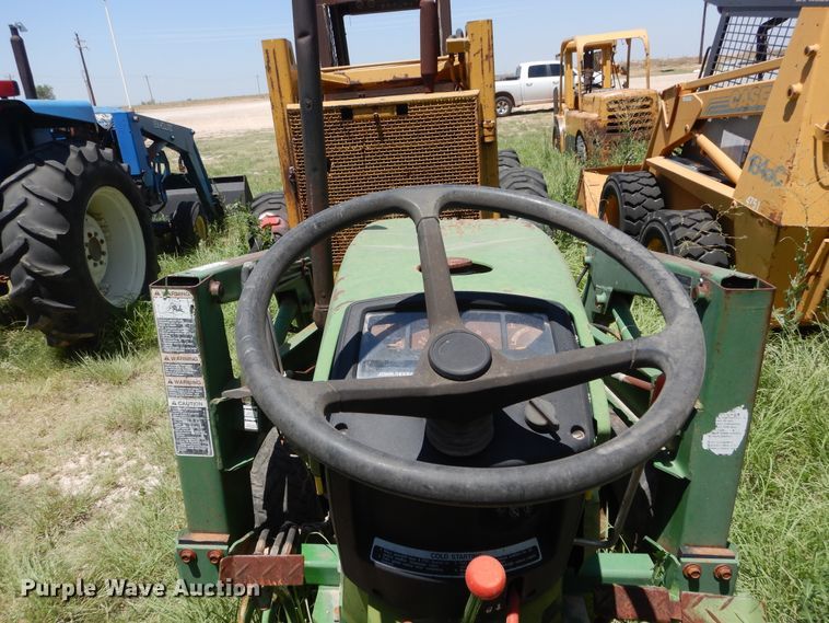 image for item HV9238 John Deere 770  tractor