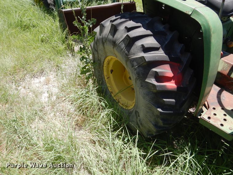 image for item HV9238 John Deere 770  tractor