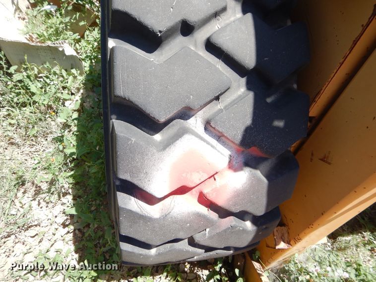 image for item HV9241 1995 Case 1845C  skid steer loader