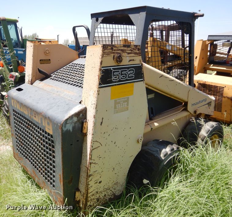 image for item HV9242 Mustang 552  skid steer loader