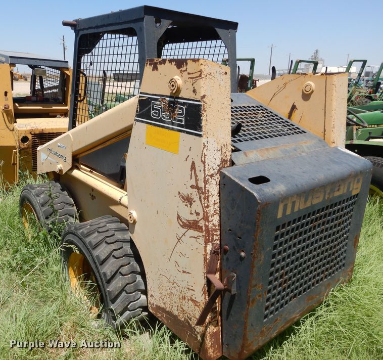 image for item HV9242 Mustang 552  skid steer loader