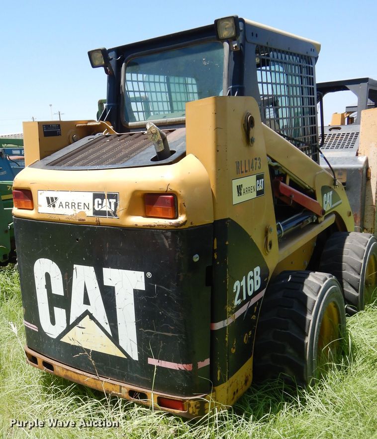 image for item HV9243 2005 Caterpillar 216B  skid steer loader