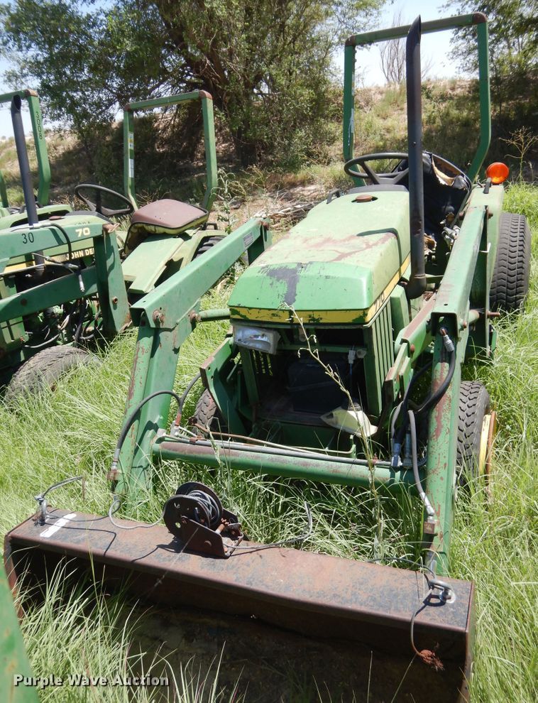 image for item HV9245 John Deere 770  tractor