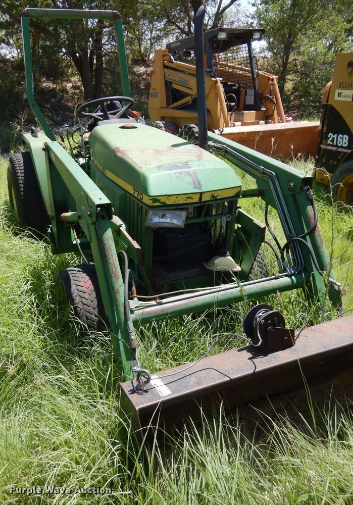 image for item HV9245 John Deere 770  tractor