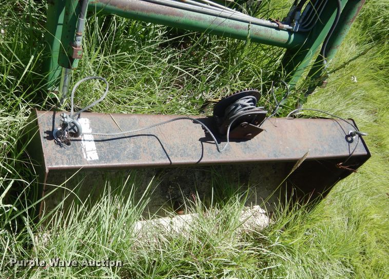 image for item HV9245 John Deere 770  tractor