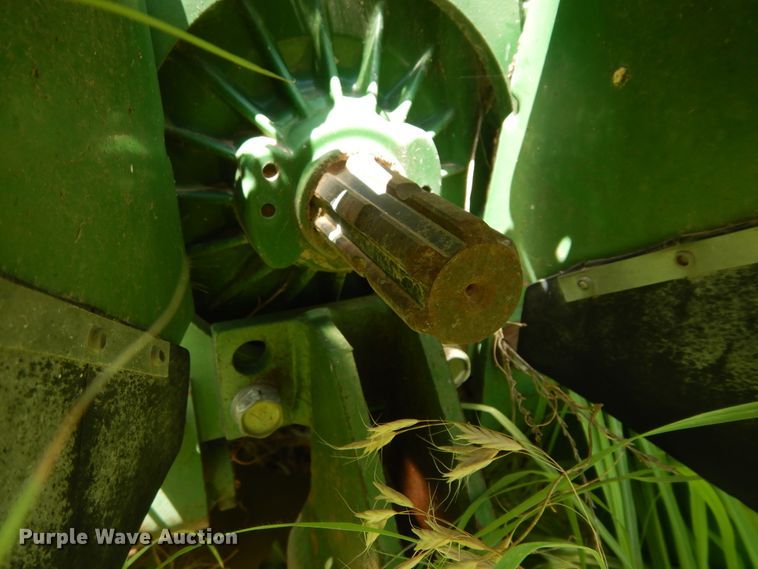 image for item HV9245 John Deere 770  tractor