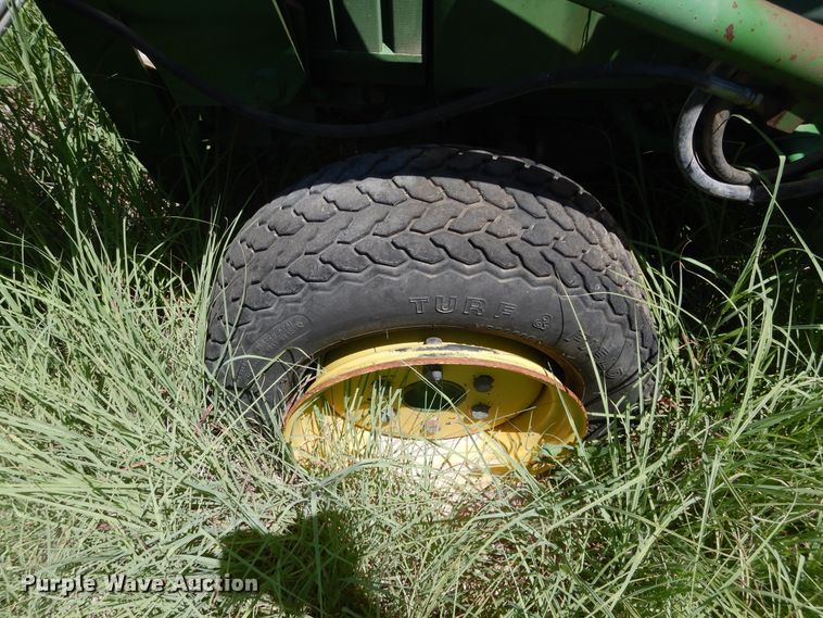 image for item HV9245 John Deere 770  tractor