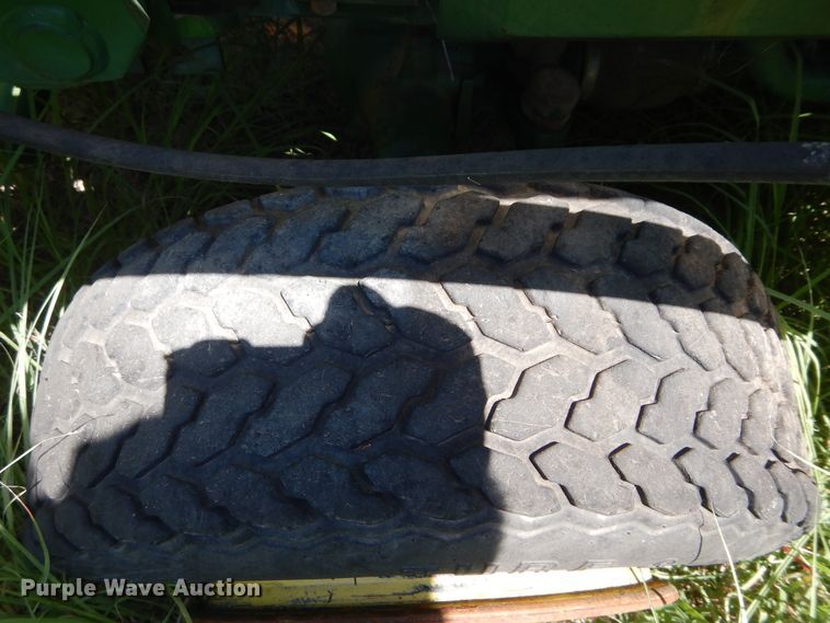 image for item HV9245 John Deere 770  tractor