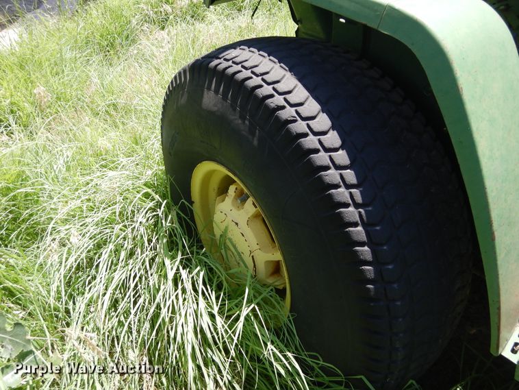 image for item HV9245 John Deere 770  tractor