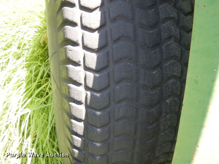 image for item HV9245 John Deere 770  tractor