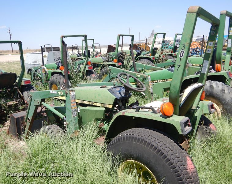 image for item HV9246 John Deere 770  tractor