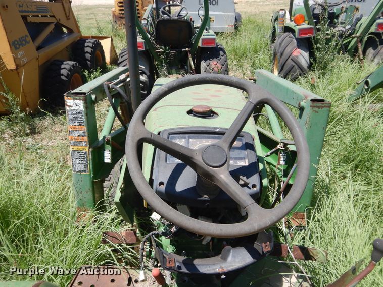 image for item HV9246 John Deere 770  tractor