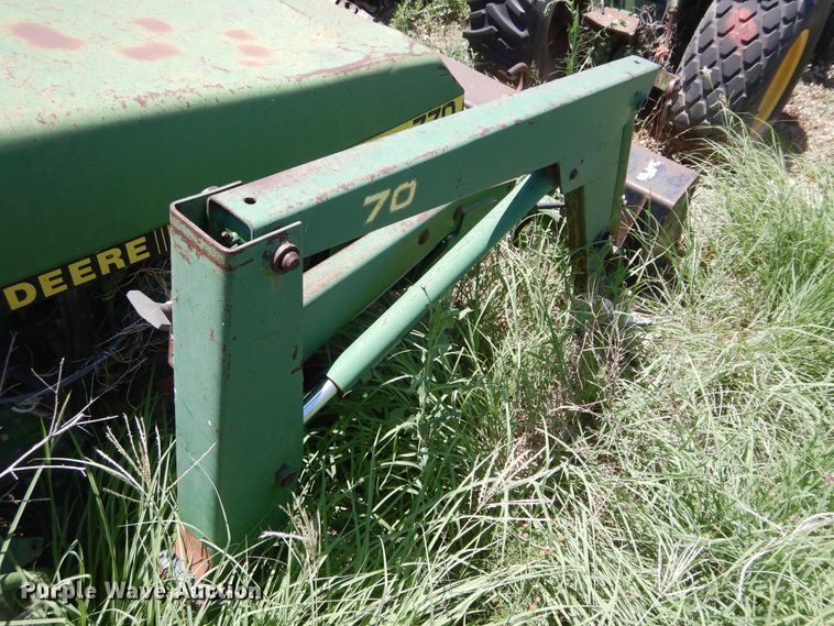 image for item HV9246 John Deere 770  tractor