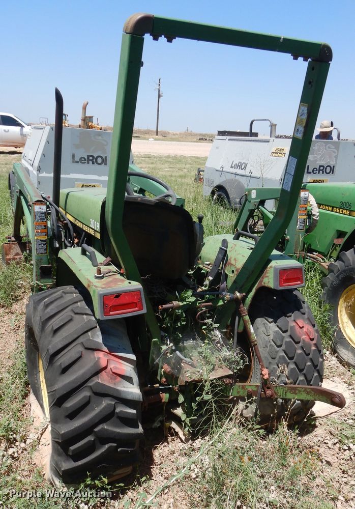 image for item HV9247 John Deere 770  tractor