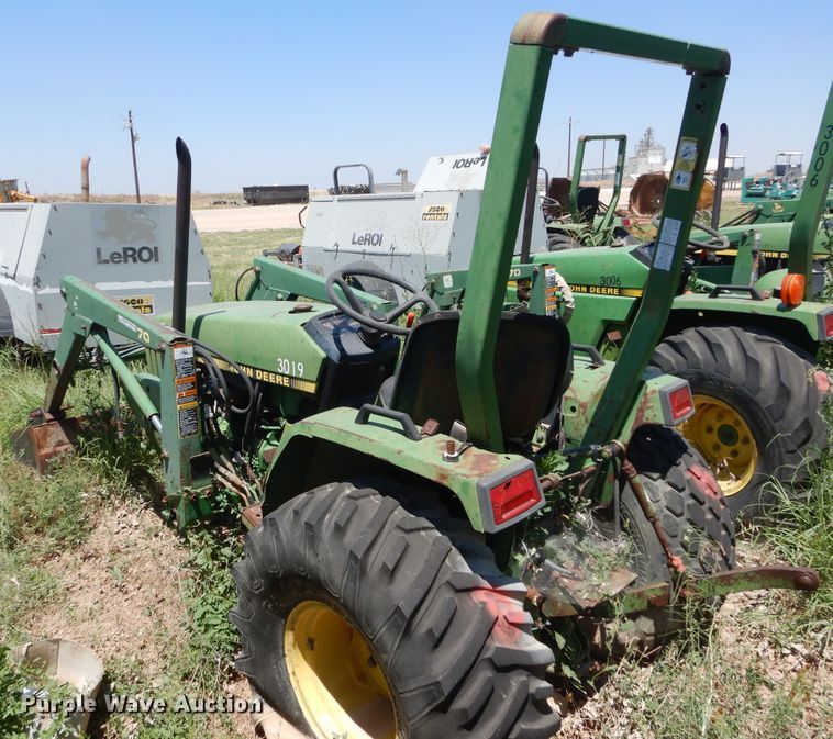 image for item HV9247 John Deere 770  tractor